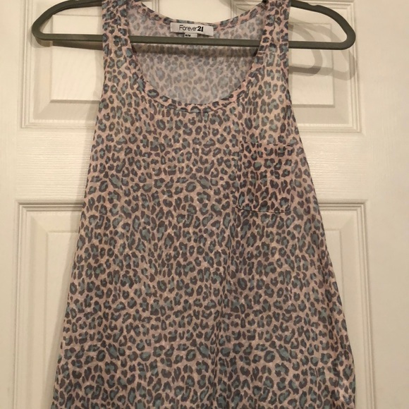 Forever21 tank top. Size M - Picture 1 of 2